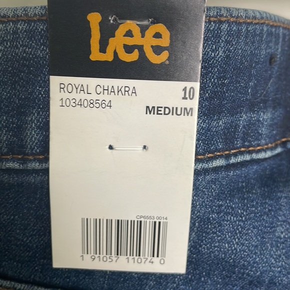 Lee Womens Regular Fit Straight Leg -Flex Motion- Mid Rise- Dark Wash Jeans- 10M - Picture 14 of 14